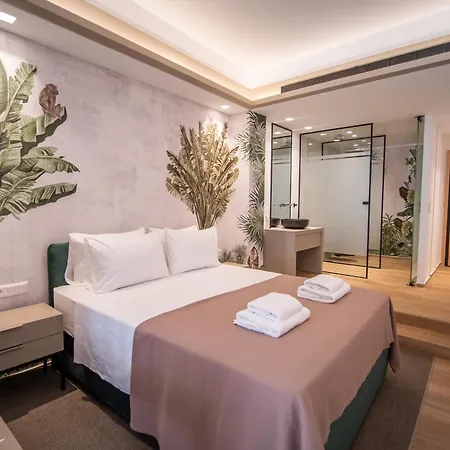 Millennial Trikoupi Apartment *